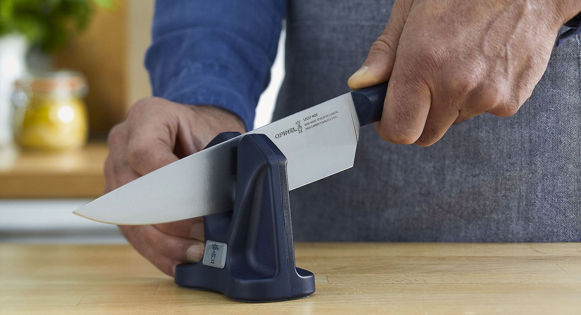 El truco para afilar cuchillos de manera fácil y rápida
